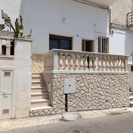 Casa Relax Castro Marina Apartment Exterior photo